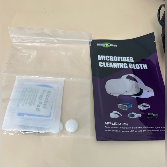 VR Headset Black Hard Shell Case - Picture 6 of 9